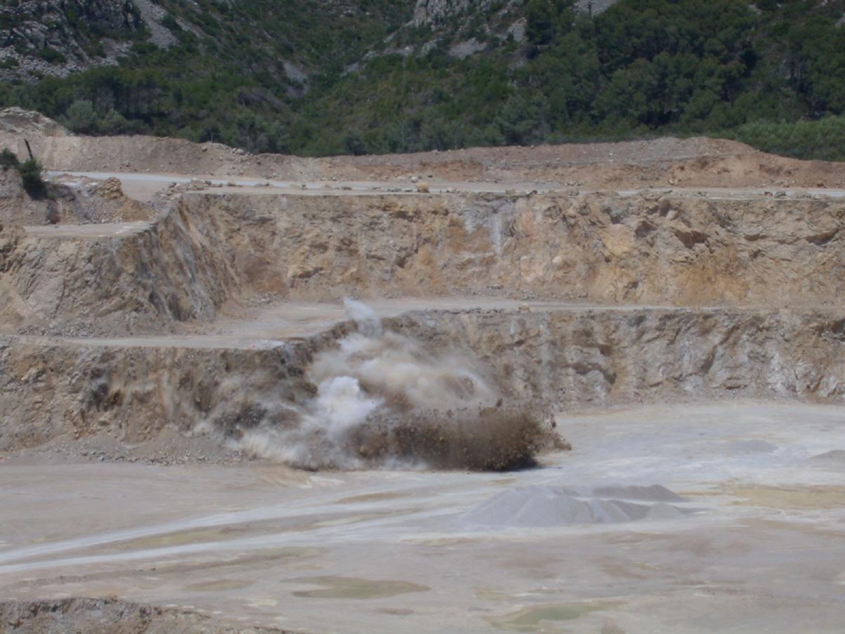 Expansión de gases creando fuerza